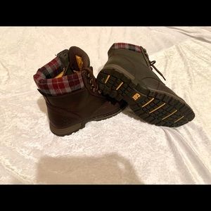Worn once cat steel toe boots